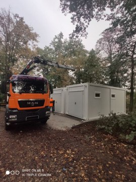 Transport - Camioane dotate cu macara - Zilnic